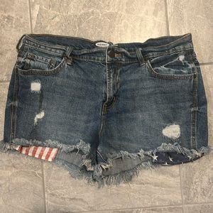boyfriend style denim Size 10 with American flag accents on the pockets!